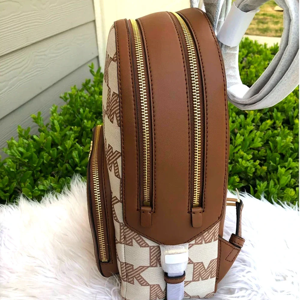 New Michael Kors Medium Jaycee  Backpack - Picture 5 of 9